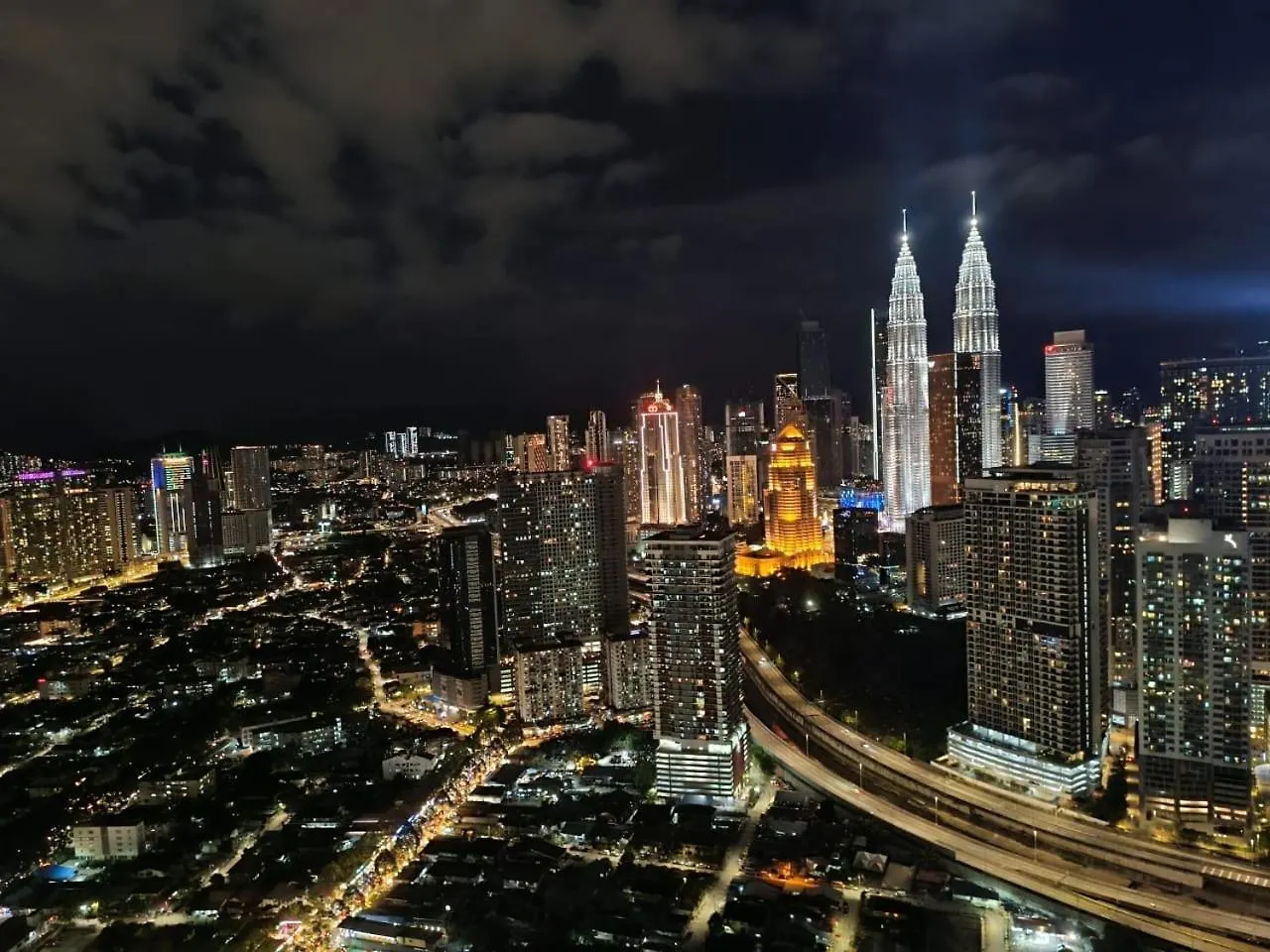 Luxe Klcc By Infinitum Apartment Kuala Lumpur