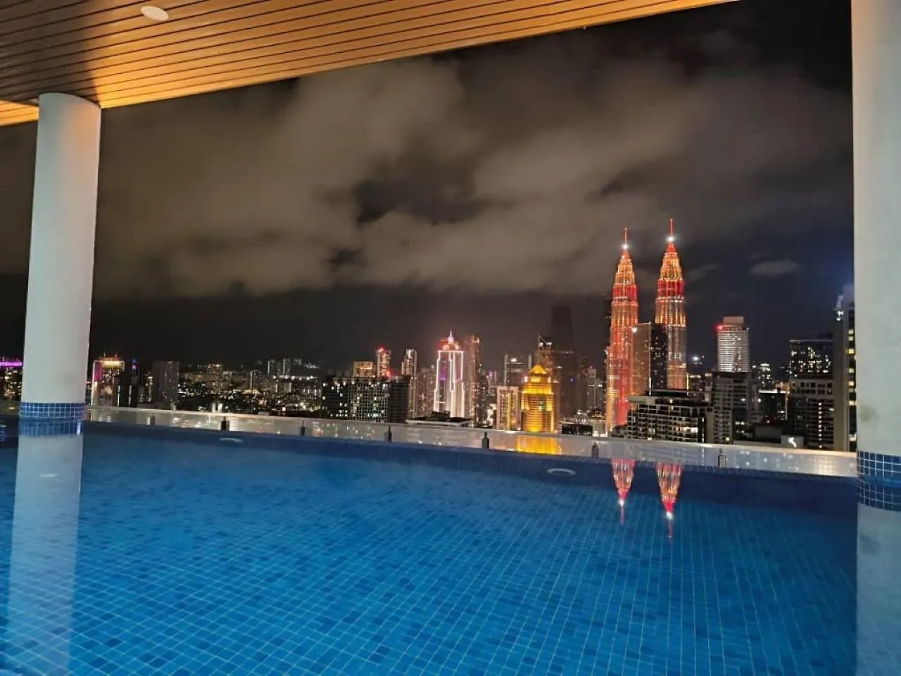 Luxe Klcc By Infinitum Apartment Kuala Lumpur 0*,