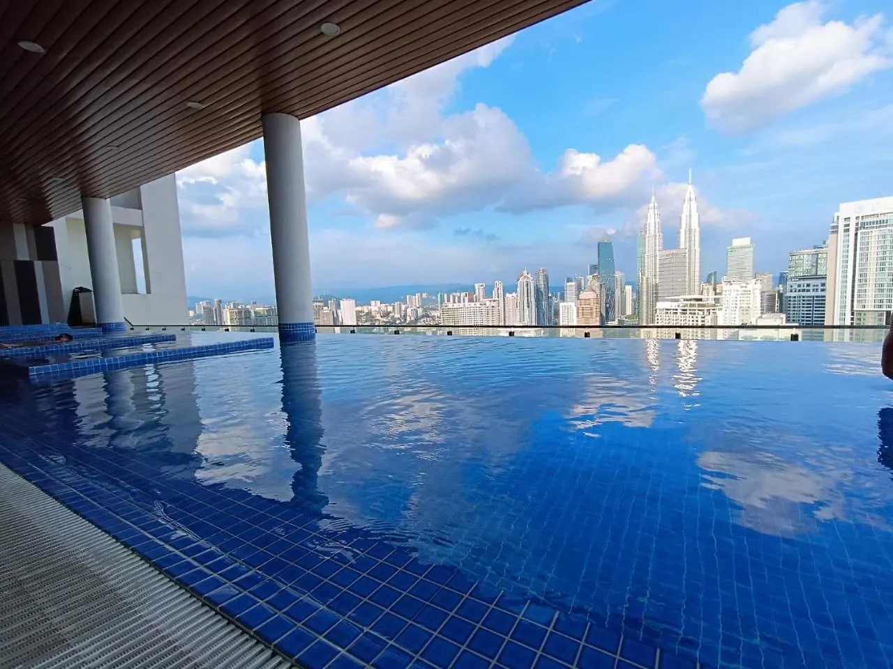 Luxe Klcc By Infinitum Apartment Kuala Lumpur 0*,