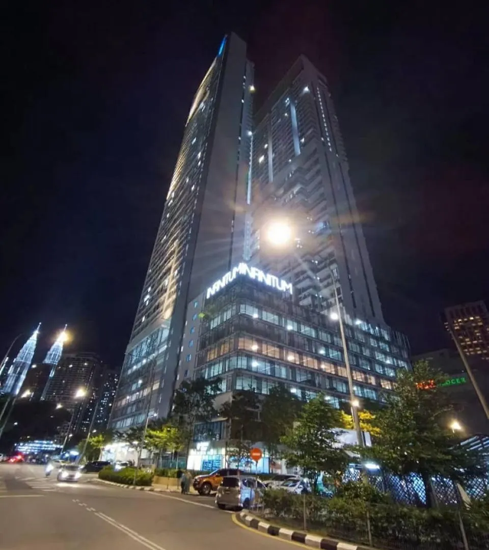 Luxe Klcc By Infinitum Apartment Kuala Lumpur